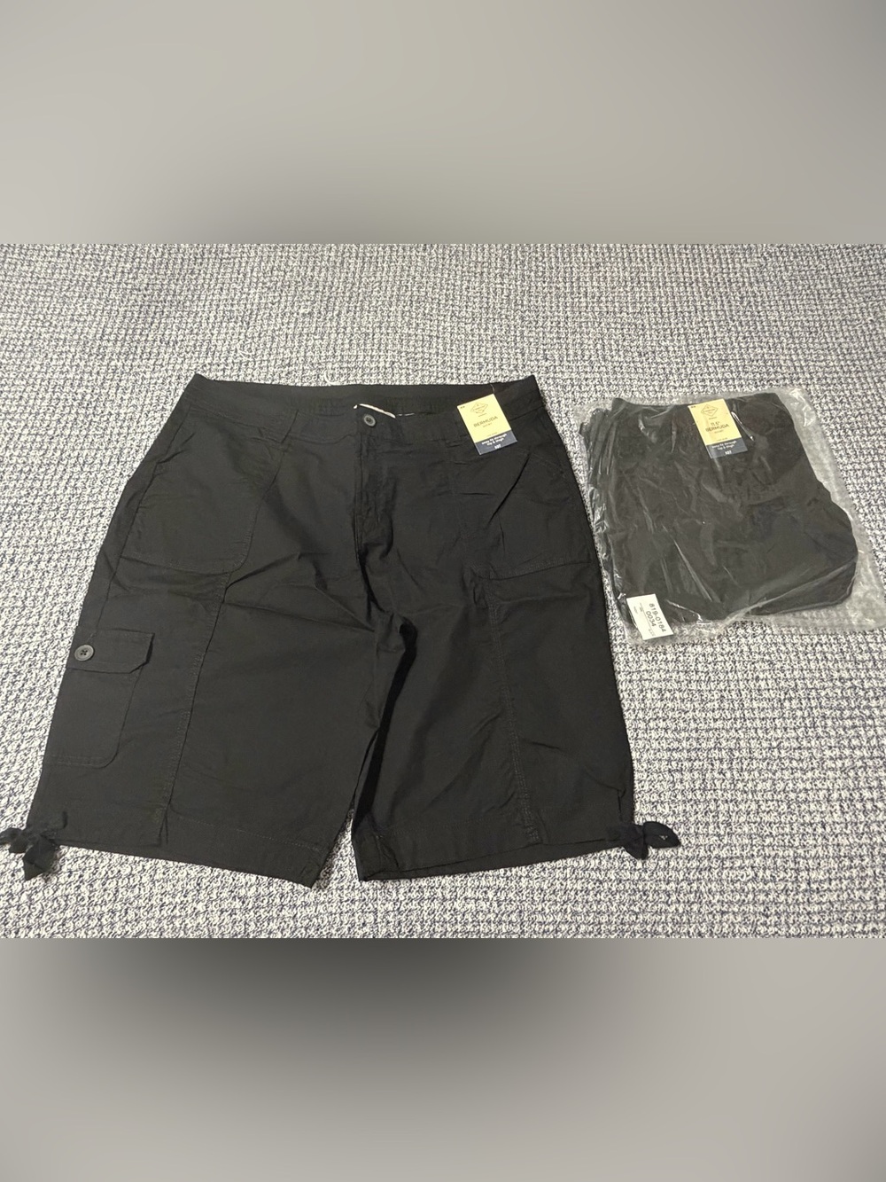 Lot of 2 Women’s St John’s Bay Cargo Bermuda Shorts - Size 18W-Black-NWT